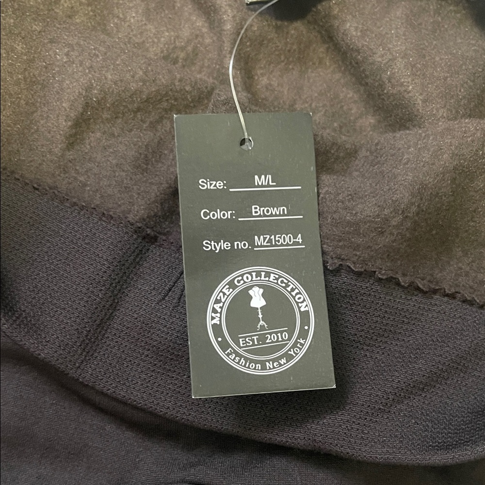 NWT Maze Collection Leggings - Picture 3 of 4